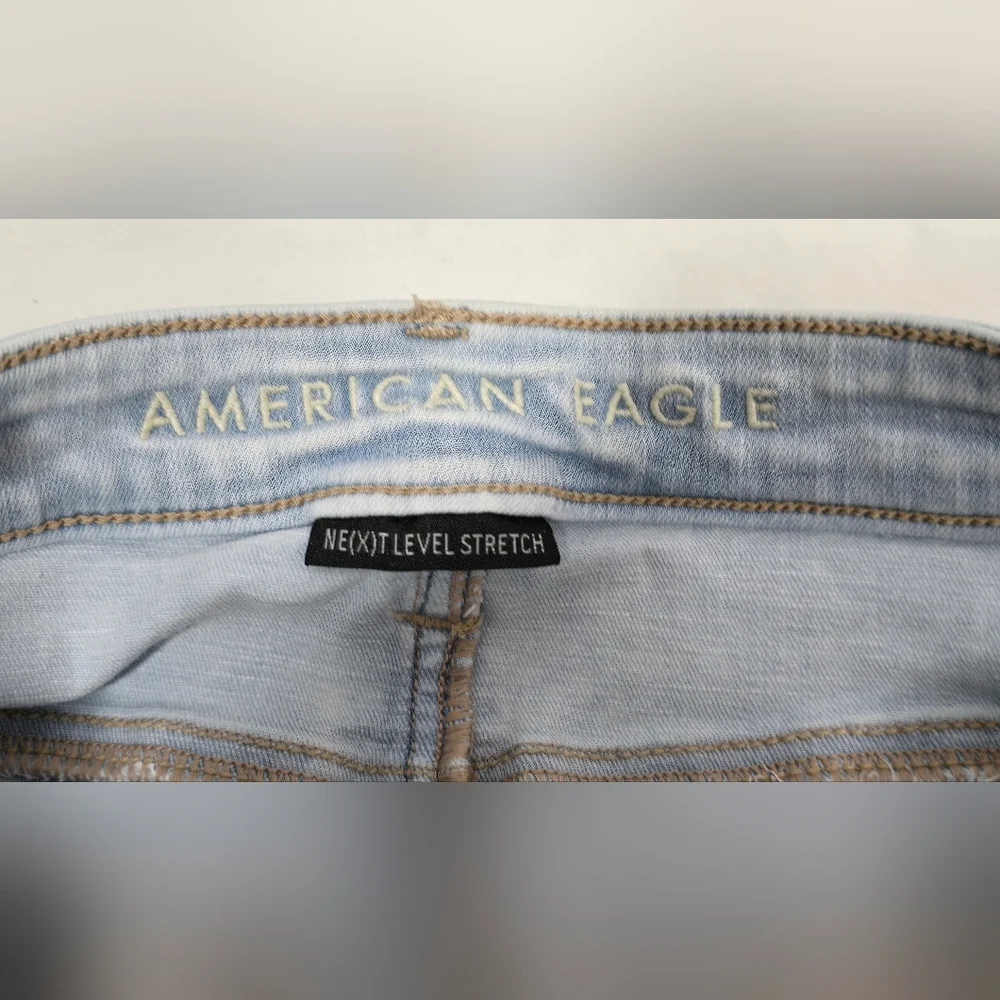 American Eagle Next Level Stretch Hi-Rise Shortie Shorts Distressed Women's 6 - Picture 10 of 12